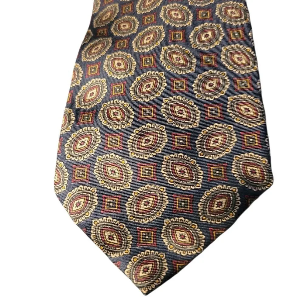 COBURNE SQUARE TIE